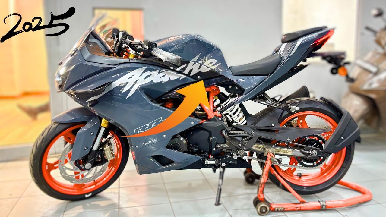 2025 TVS Apache RR